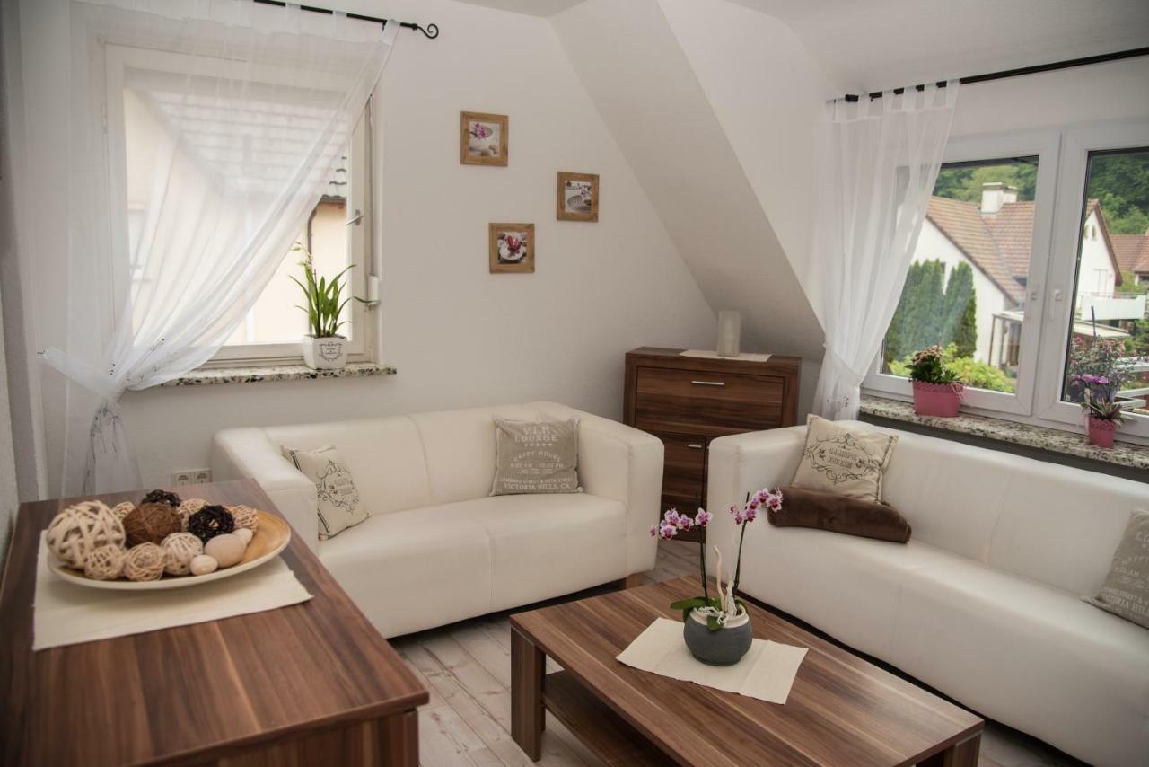 Ferienwohnung "Hirsch Huesli" Schopfheim Exteriör bild